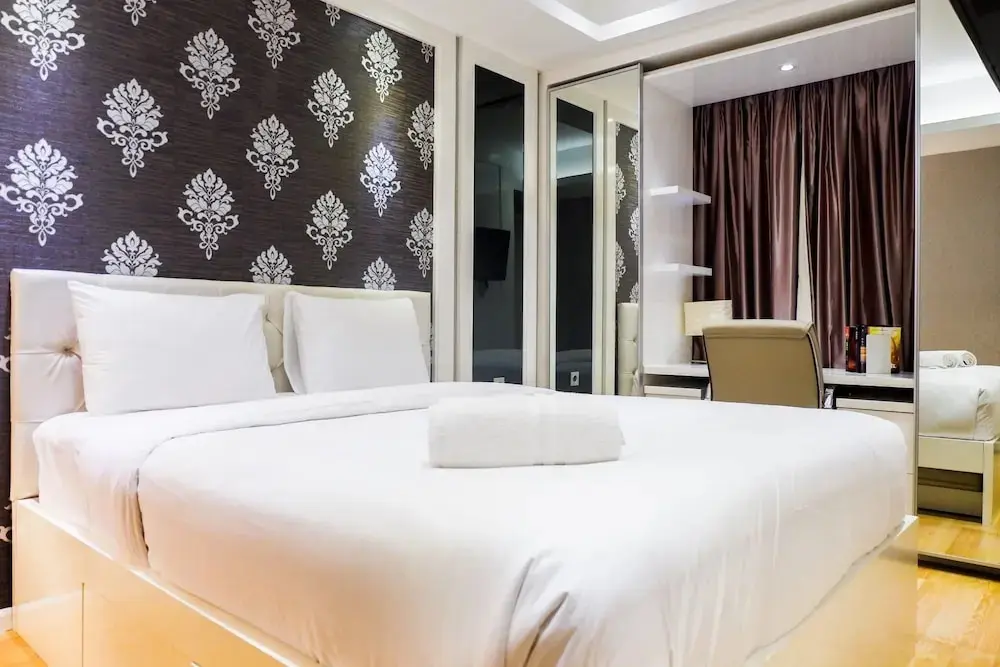 Джакарта: Furnished 1BR City View Casa Grande Apartment