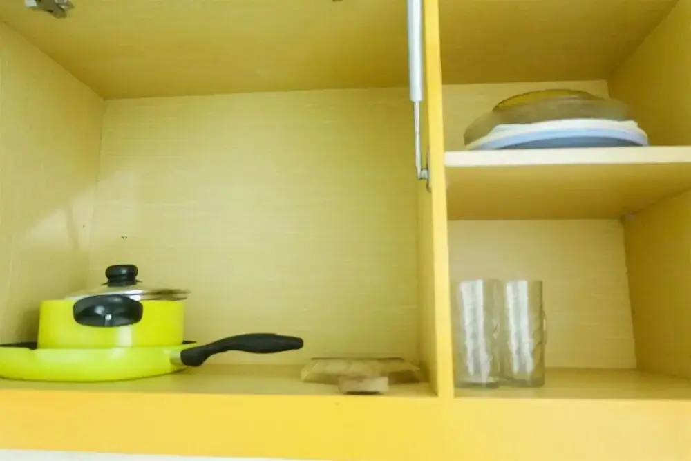 Сурабая: Homey 1BR at High Point Serviced Apartment