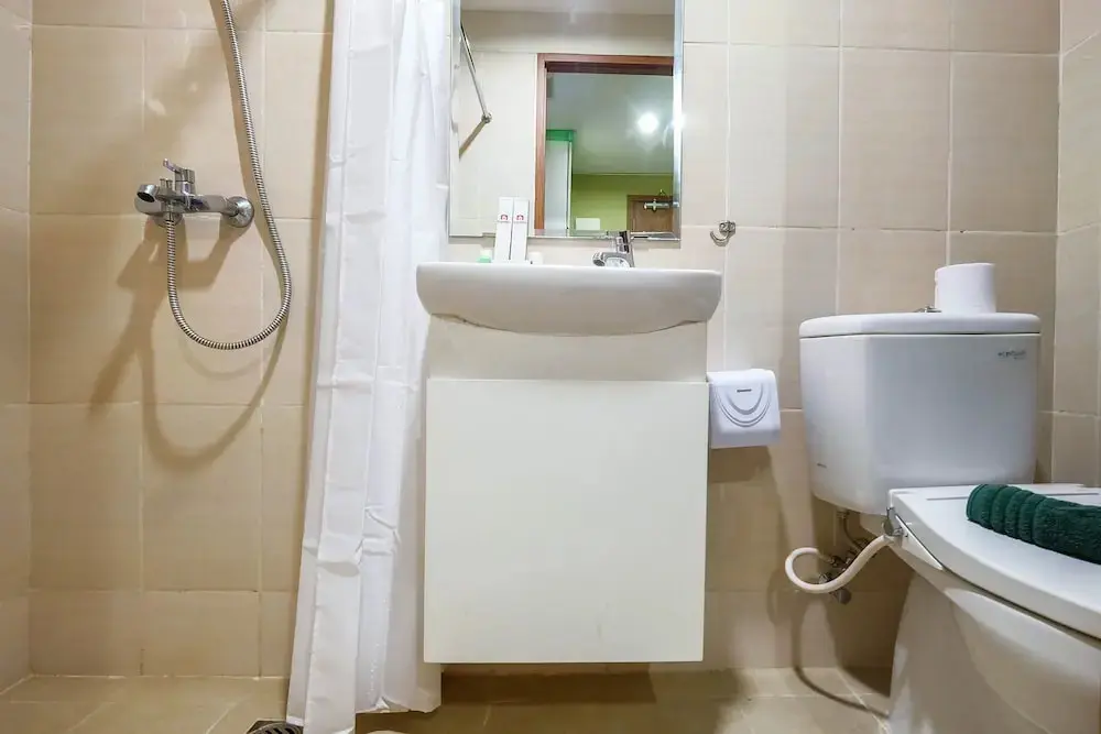 Чикаранг: Strategic Studio The Oasis Cikarang near Omni Hospital