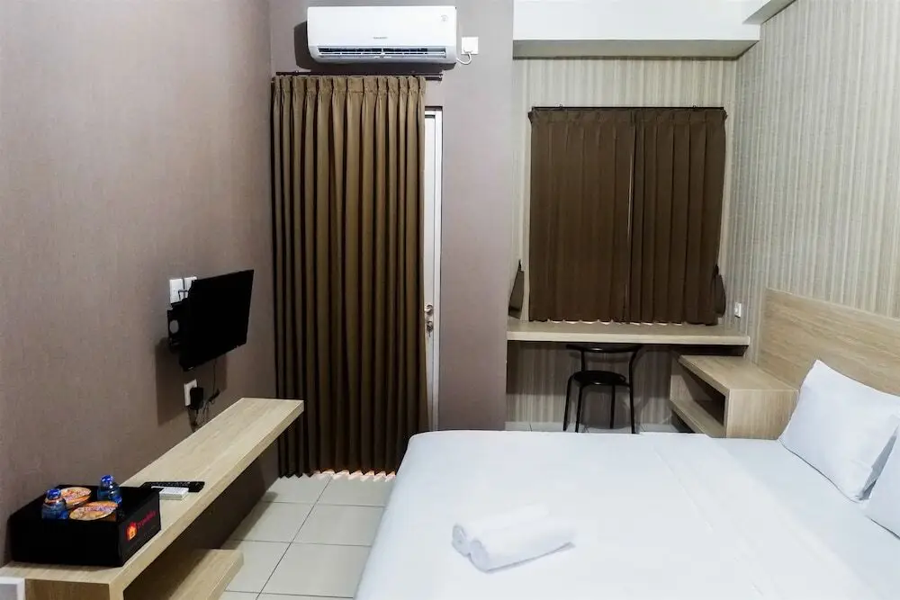 Сурабая: Modern Studio Apartment at Pavilion Permata 2