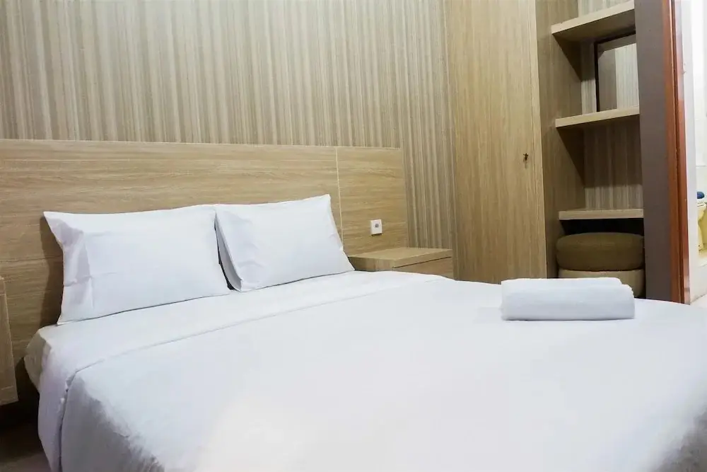 Сурабая: Modern Studio Apartment at Pavilion Permata 2