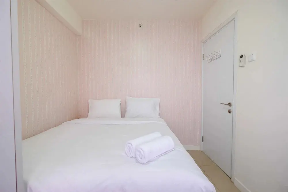 Джакарта: Comfort 2BR with Pool View Green Pramuka City Apartment