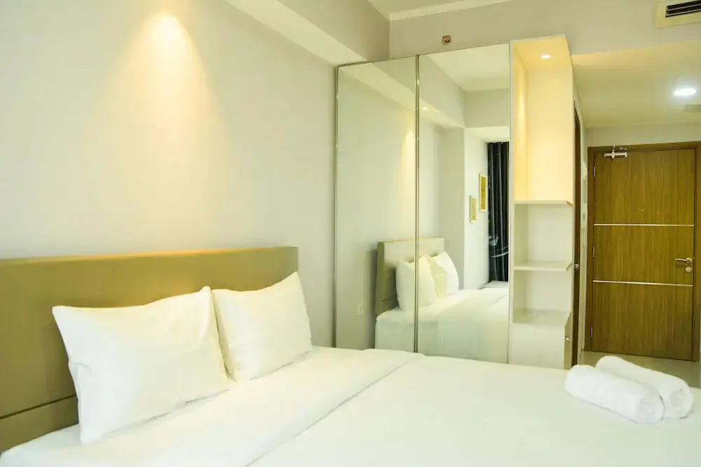 Чикаранг: Mahogany Suites Studio Room The Oasis Apartment Cikarang
