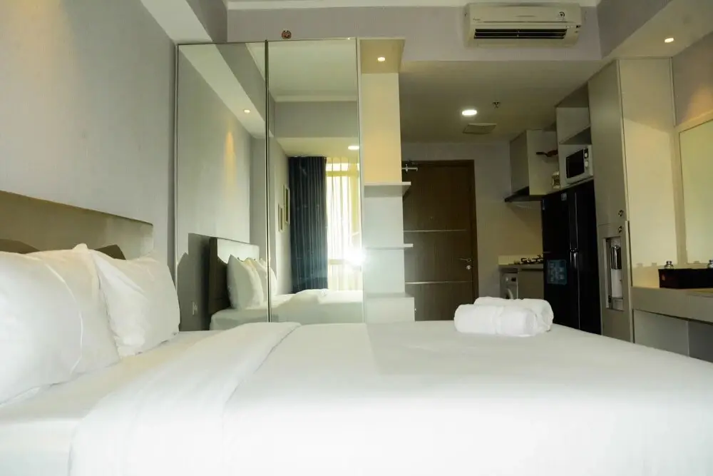 Чикаранг: Mahogany Suites Studio Room The Oasis Apartment Cikarang
