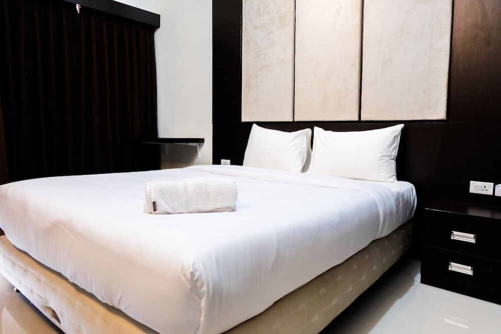 Чикаранг: Warm and Homey Studio at The Oasis Cikarang Apartment By Travelio