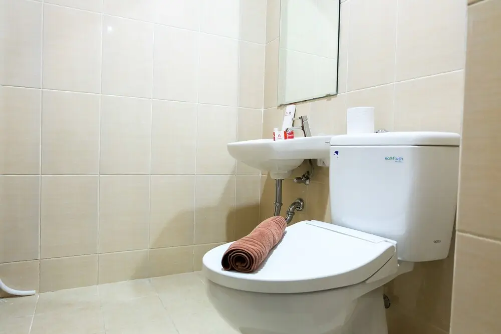 Чикаранг: Warm and Homey Studio at The Oasis Cikarang Apartment By Travelio