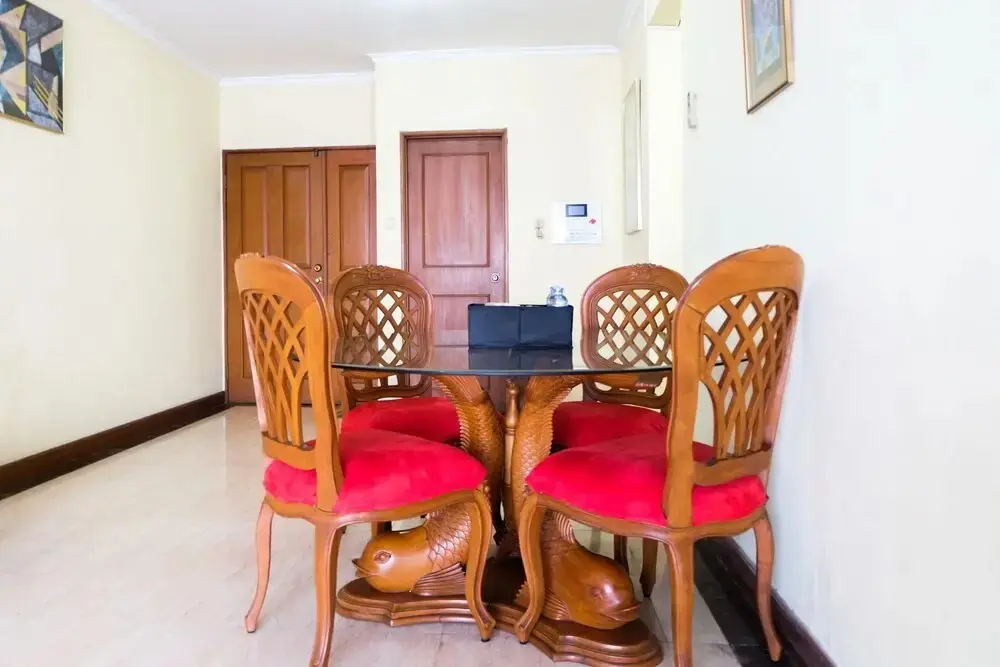 Джакарта: Classic Style 2br at Redtop Apartment Near Juanda
