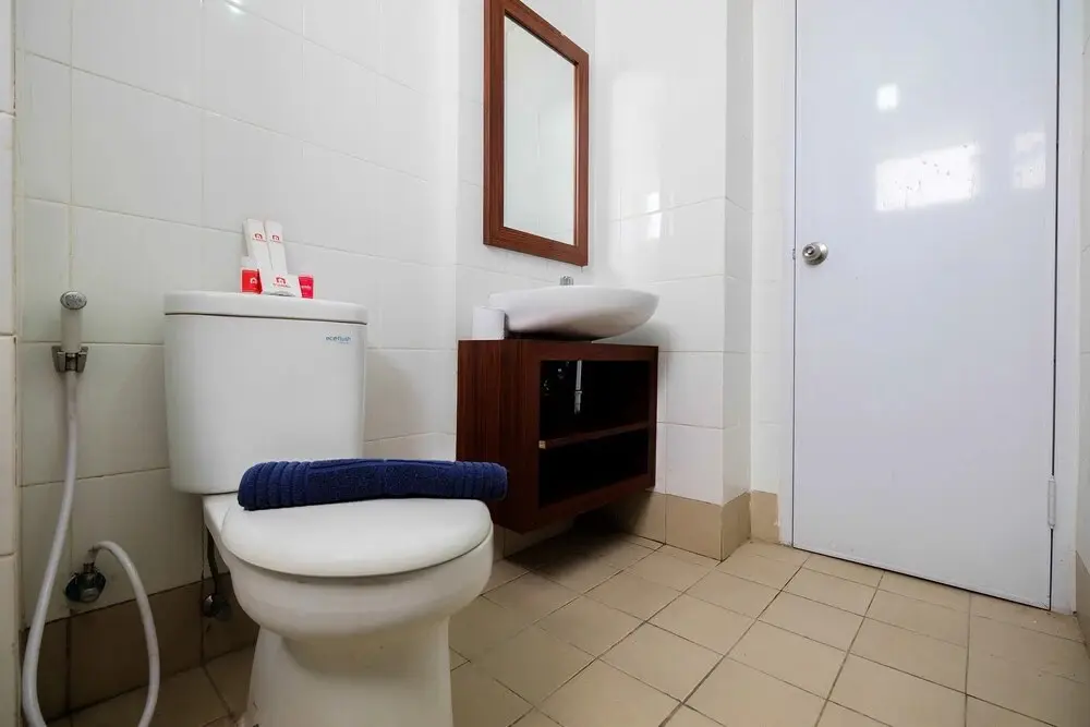 Джакарта: Best Deal 3BR Apartment Bassura City near Shopping Center By Travelio