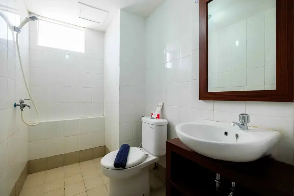 Джакарта: Best Deal 3BR Apartment Bassura City near Shopping Center By Travelio