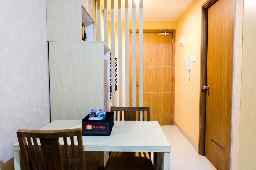 Чикаранг: Comfy Studio the Oasis Apartment Lippo Cikarang
