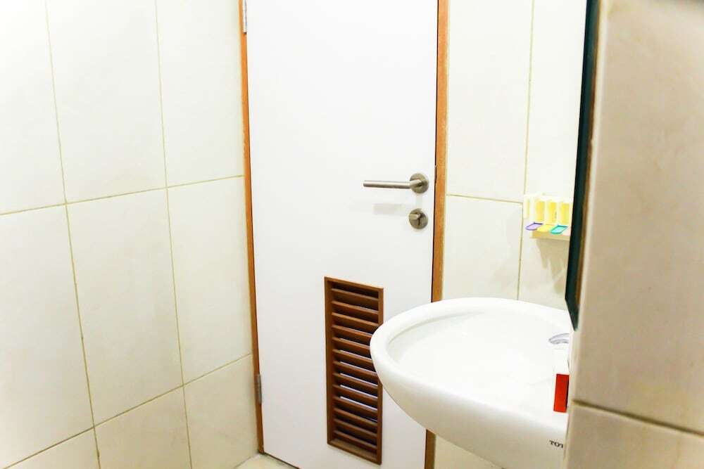 Тангеранг: Pool View Studio Room Apartment The Nest Puri