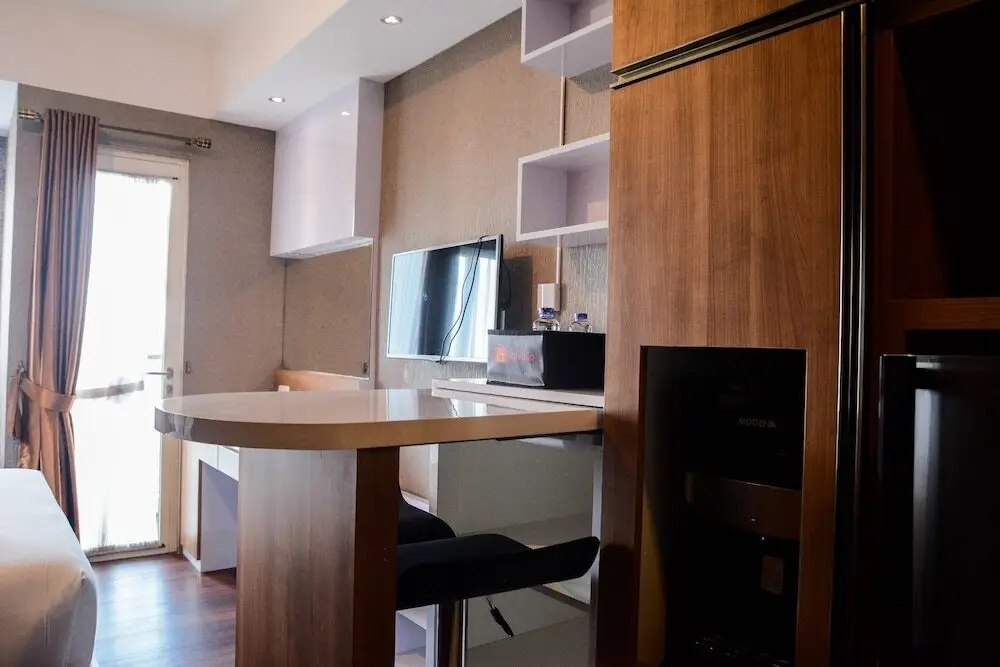Чикаранг: Comfortable Studio The Oasis Lippo Cikarang Apartment