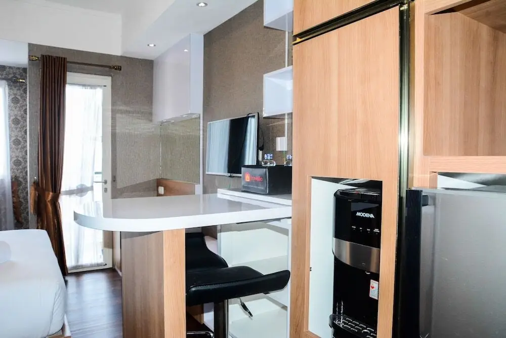 Чикаранг: Comfortable Studio The Oasis Lippo Cikarang Apartment