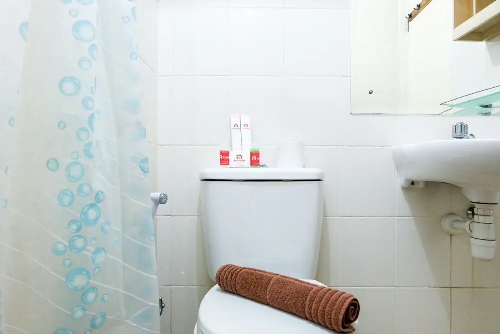 Джакарта: Best Price 2BR Seasons City Apartment