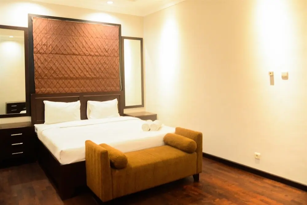 Джакарта: Awesome 3br Bellezza Permata Hijau Apartment Near Senayan