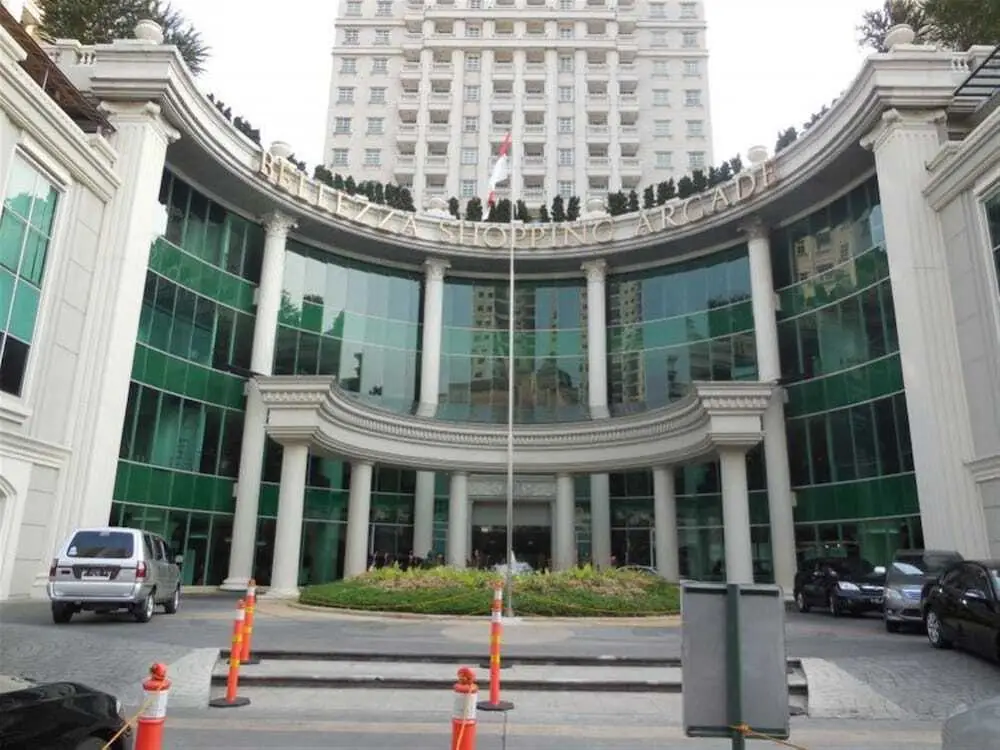 Awesome 3br Bellezza Permata Hijau Apartment Near Senayan — фото 1