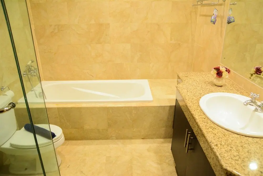 Джакарта: Awesome 3br Bellezza Permata Hijau Apartment Near Senayan