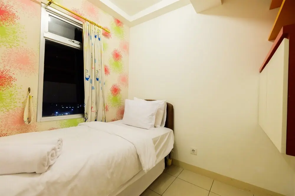 Джакарта: Clean 2BR Green Bay Apartment near Baywalk Mall Pluit