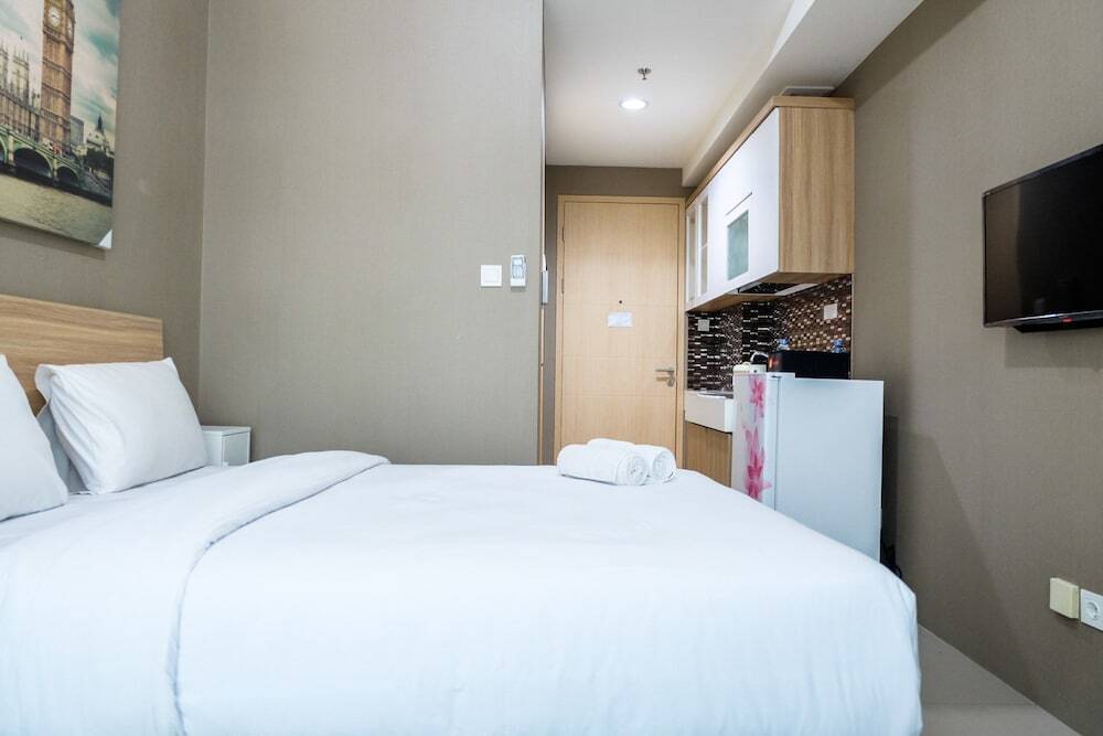 Южный Тангеранг: Tree Park Studio Apartment near ICE BSD By Travelio