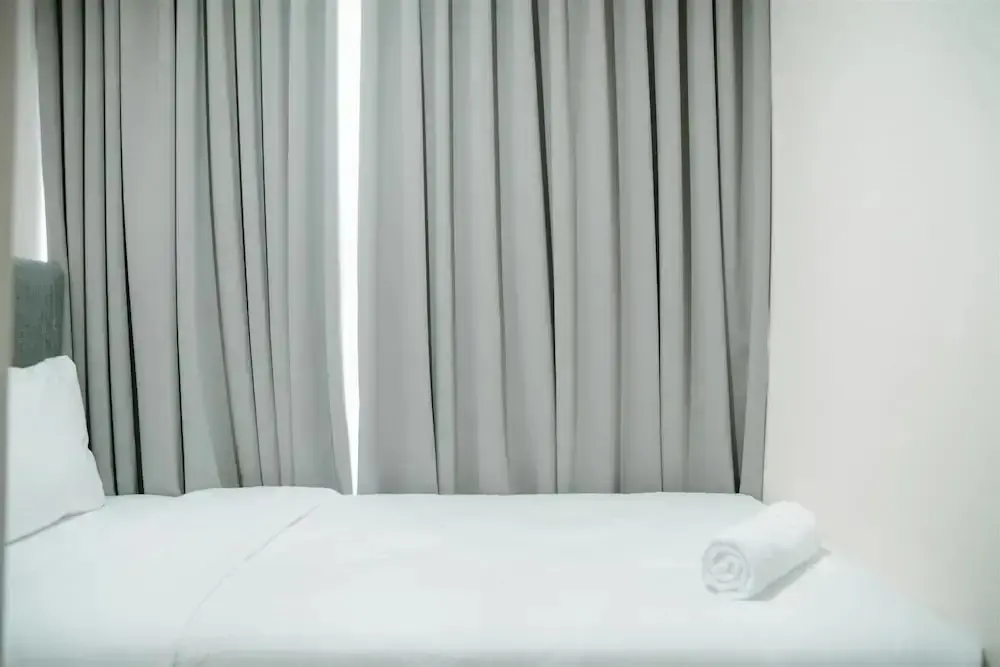 Джакарта: 2BR Deluxe and Modern Menteng Park Apartment