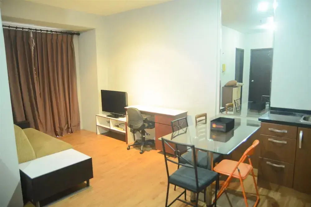 Джакарта: Cozy 2BR Cosmo Residence Apartment near Thamrin City Mall