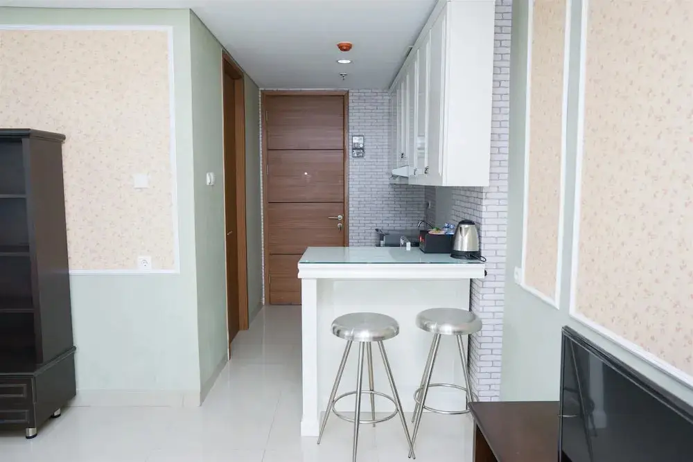 Бандунг: Spacious 1BR Dago Suites Apartment
