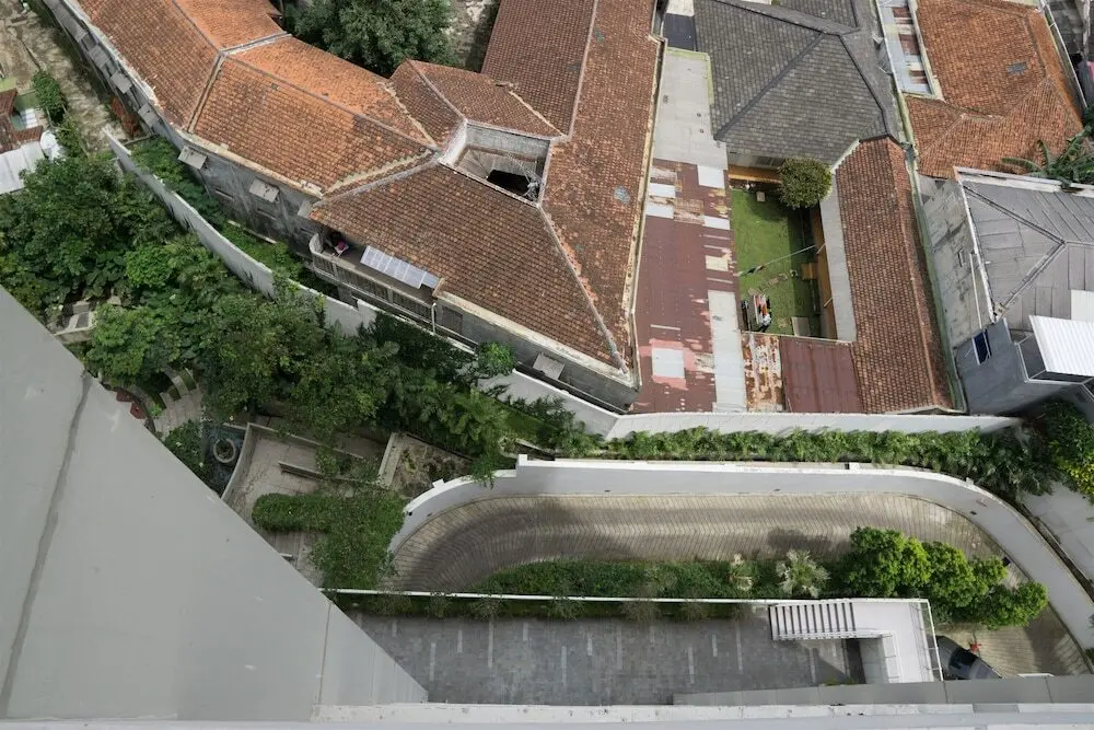 Бандунг: Pleasant 2BR Apartment at Parahyangan Residence