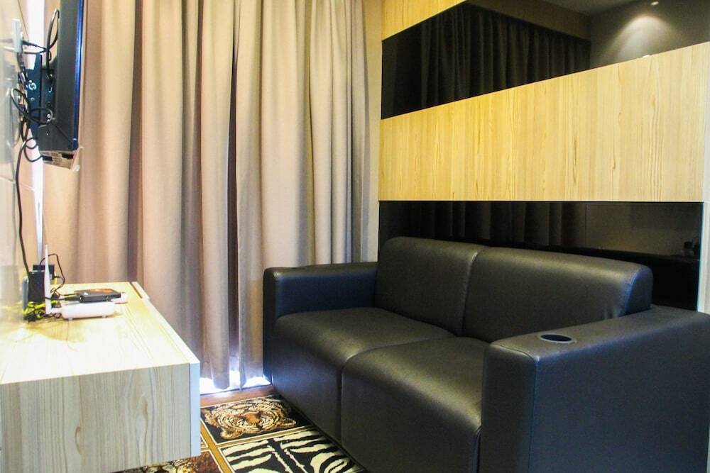 Чикаранг: Cozy and Minimalist 1BR @ Oasis Apartment