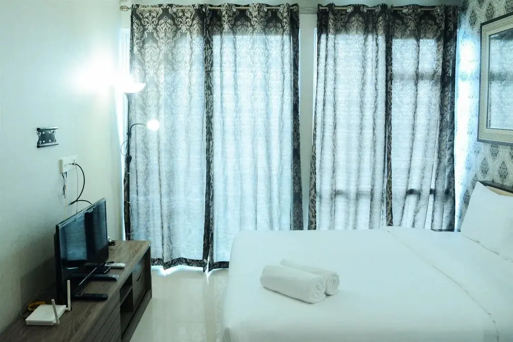 Джакарта: Modern City View Studio Apartment at Puri Mansion By Travelio