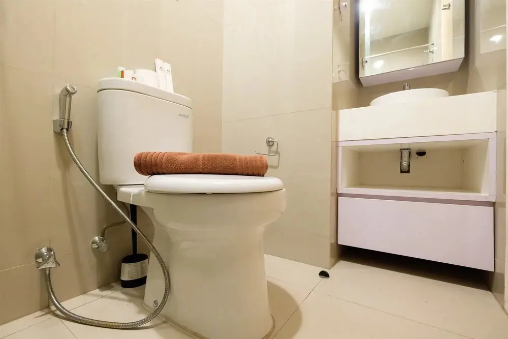 Южный Тангеранг: Homey Studio Room Tree Park Apartment near BSD City By Travelio