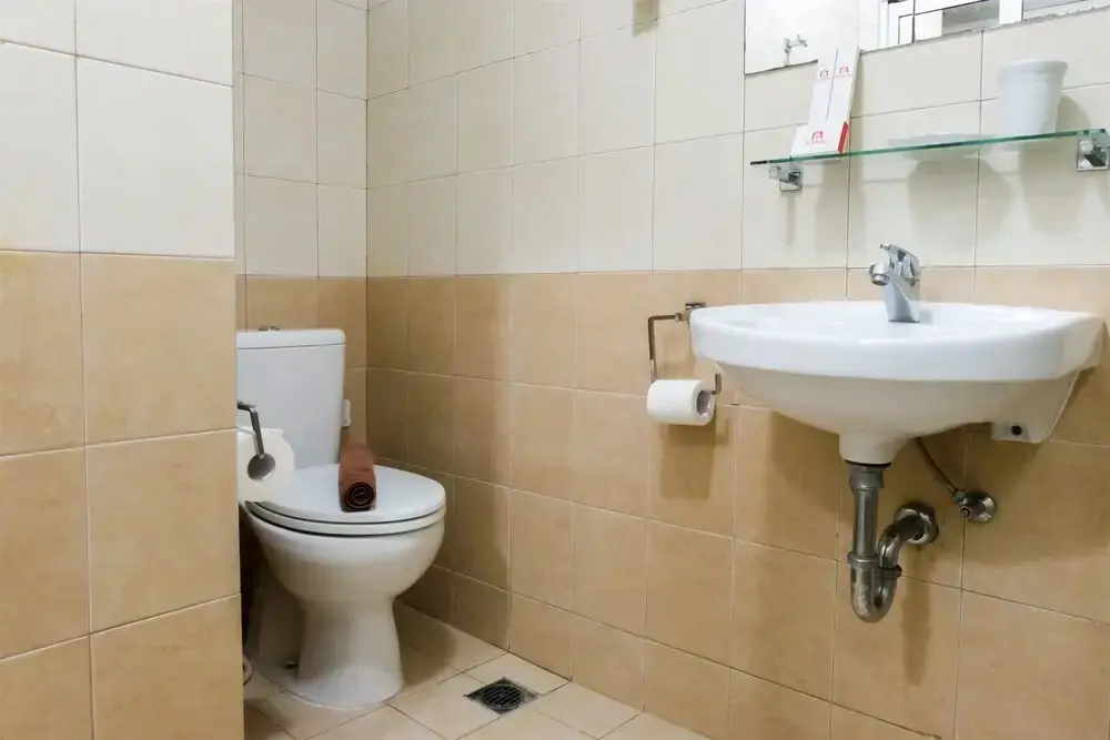 Джакарта: Cozy 1Br Paladian Park Apartment