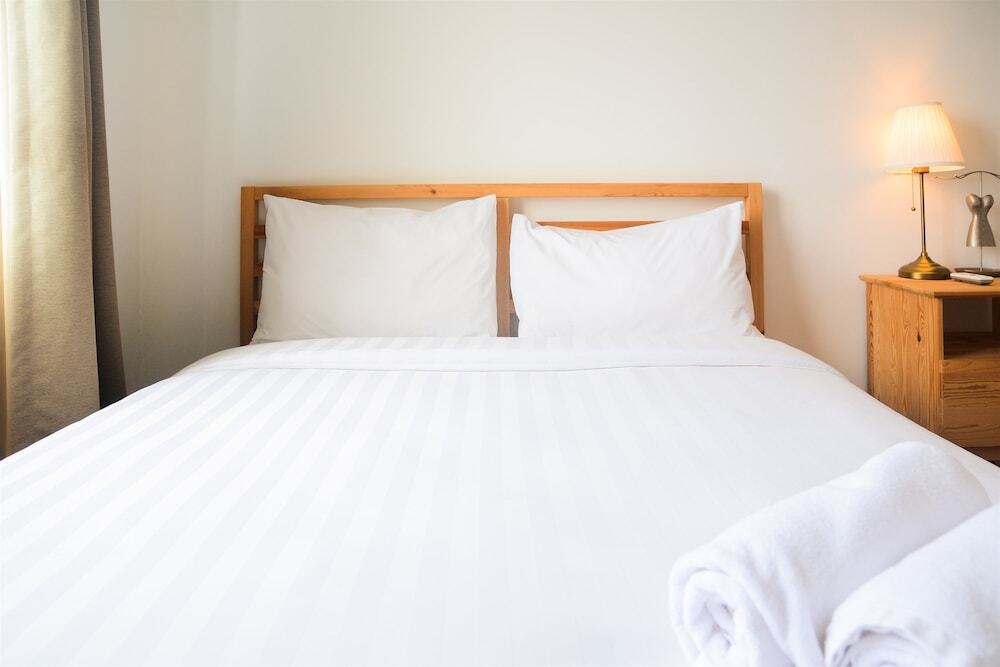 Джакарта: Comfy 2BR Sudirman Park Apartment at Central Area
