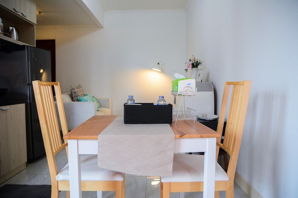 Джакарта: Comfy 2BR Sudirman Park Apartment at Central Area