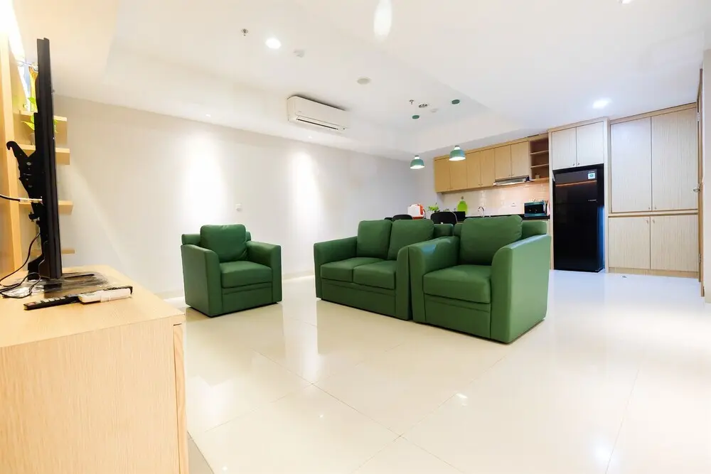 Джакарта: Classy 2BR The Mansion Apartment near JIEXPO