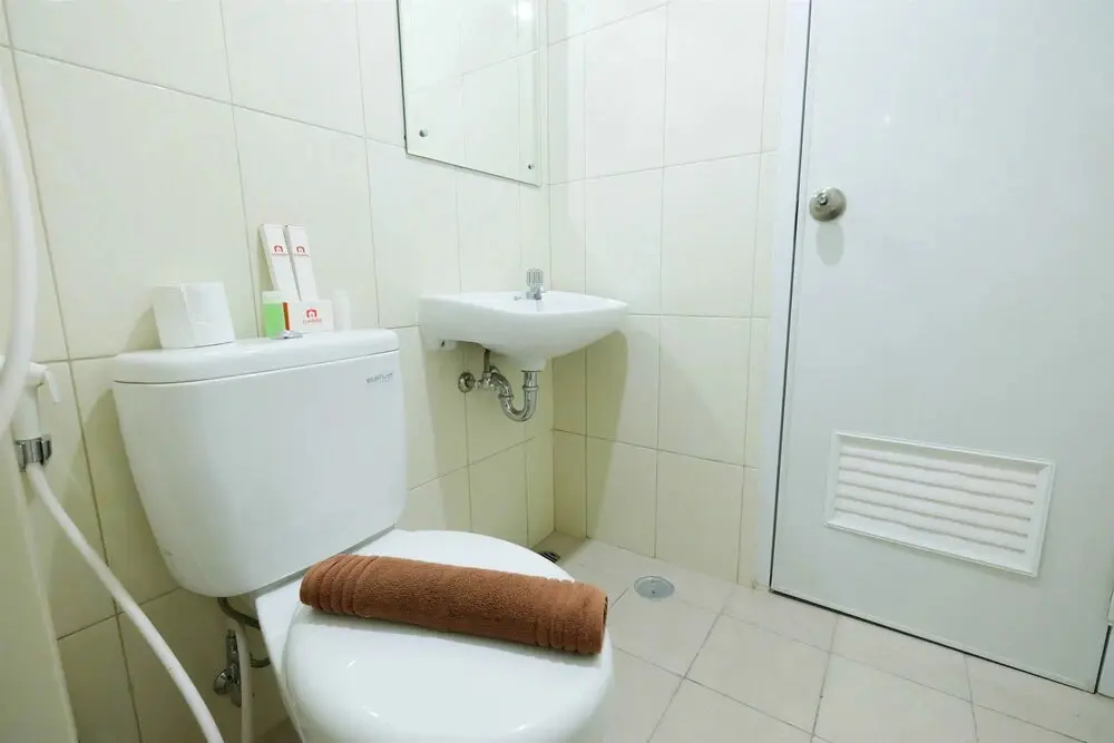 Бекаси: Modern and Cozy 2BR @Springlake Bekasi Apartment