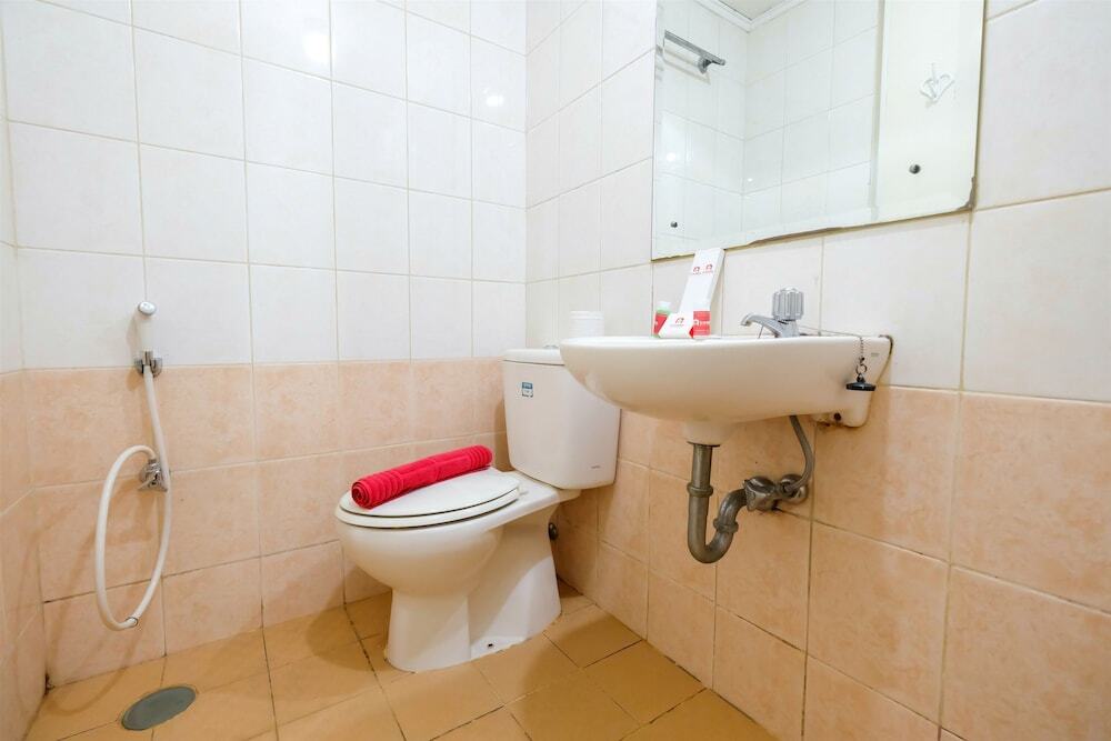 Джакарта: 2BR Apartment Gading Mediterania Residence with Android TV