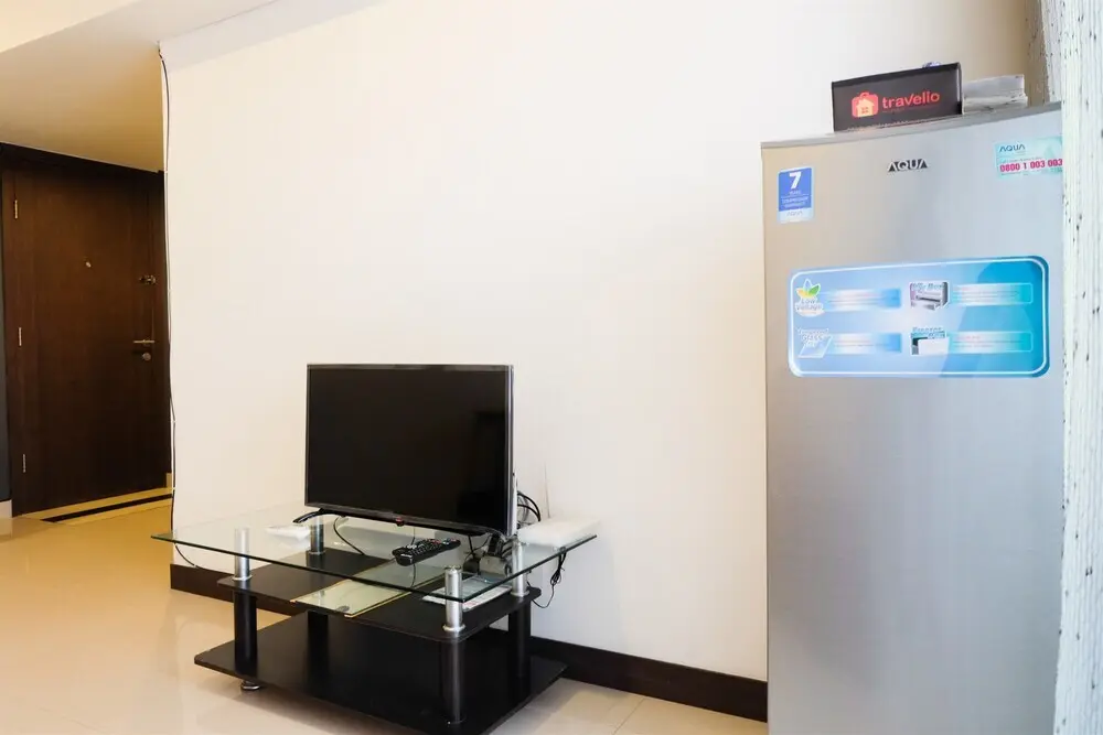 Джакарта: 1BR Apartment with Sofa Bed at The H Residence