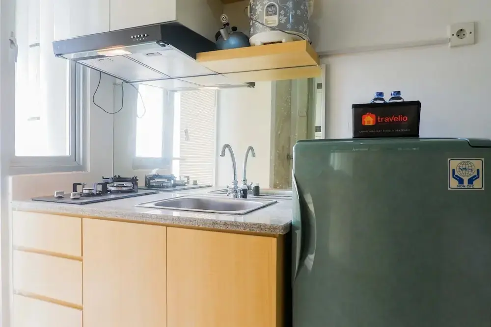 Сурабая: Cozy and Simple Studio at Educity Apartment Pakuwon City