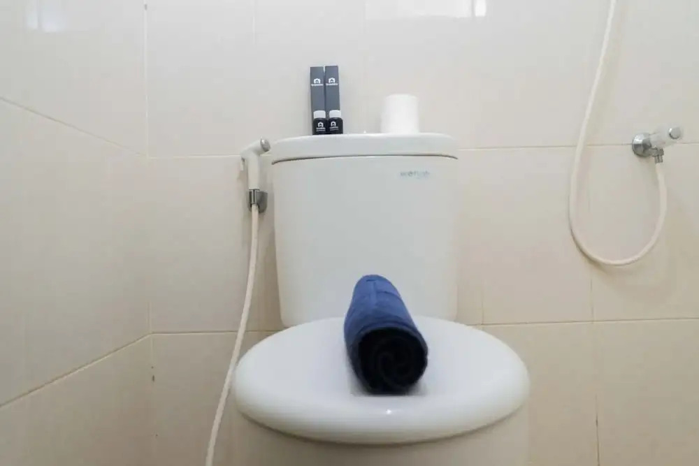 Сурабая: Cozy and Simple Studio at Educity Apartment Pakuwon City