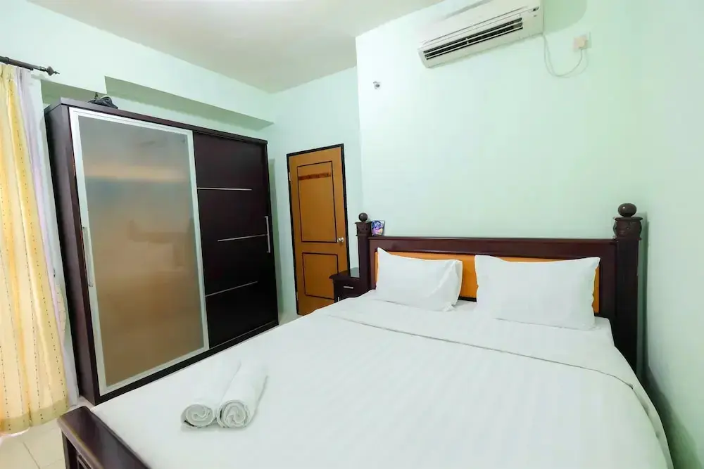 Джакарта: Comfy 2BR Apartment Salemba Residence