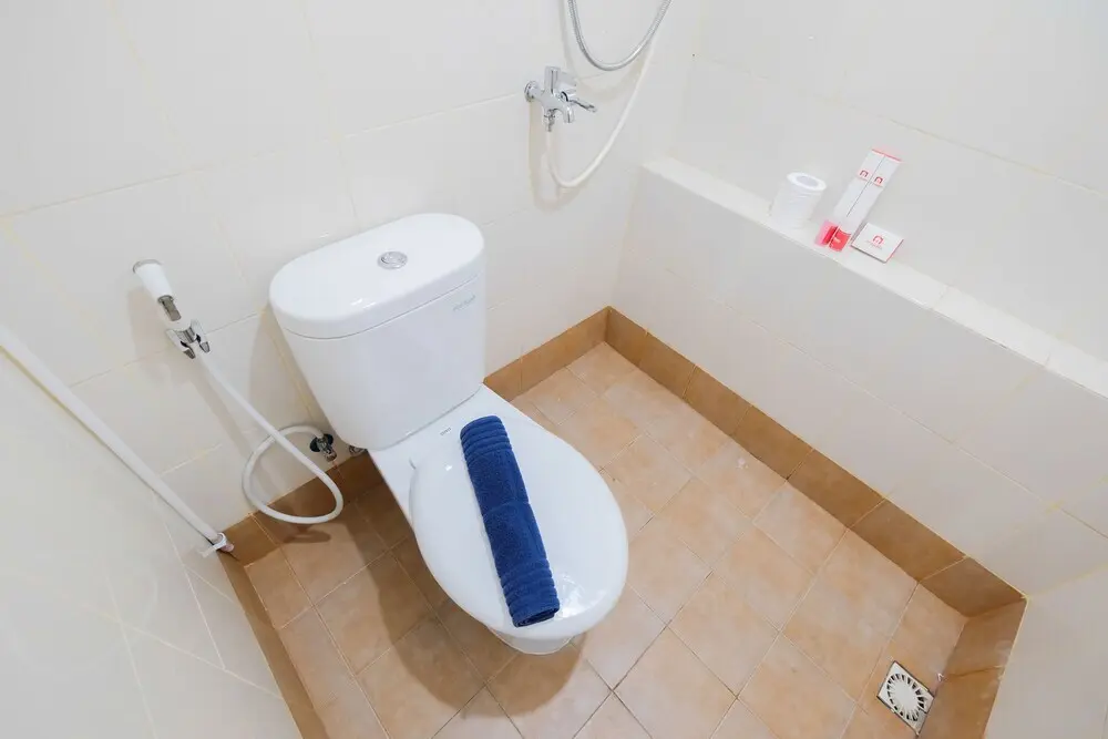 Джакарта: Luxurious 2BR City View Bassura Apartment