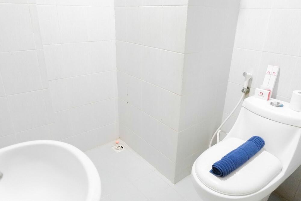 Сурабая: 2BR Apartment at Dian Regency