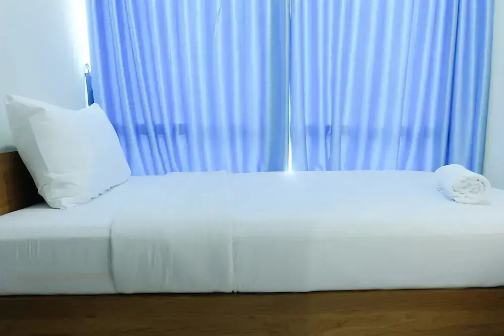 Джакарта: Homey and Modern 2BR Puri Mansion Apartment