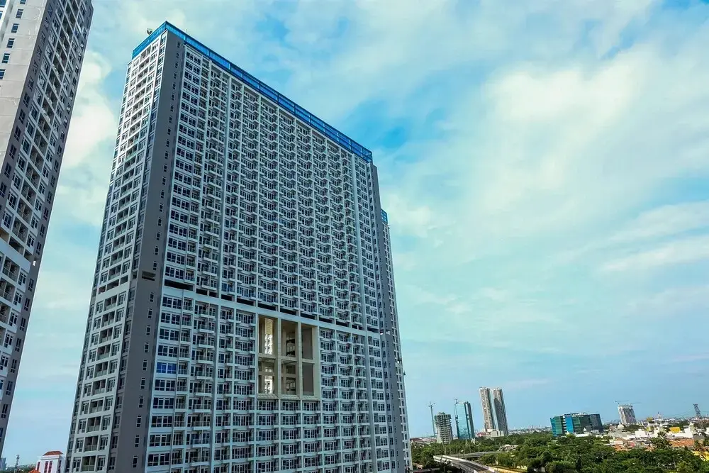 Джакарта: Homey and Modern 2BR Puri Mansion Apartment