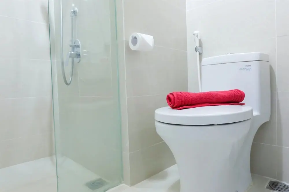 Джакарта: Homey and Modern 2BR Puri Mansion Apartment