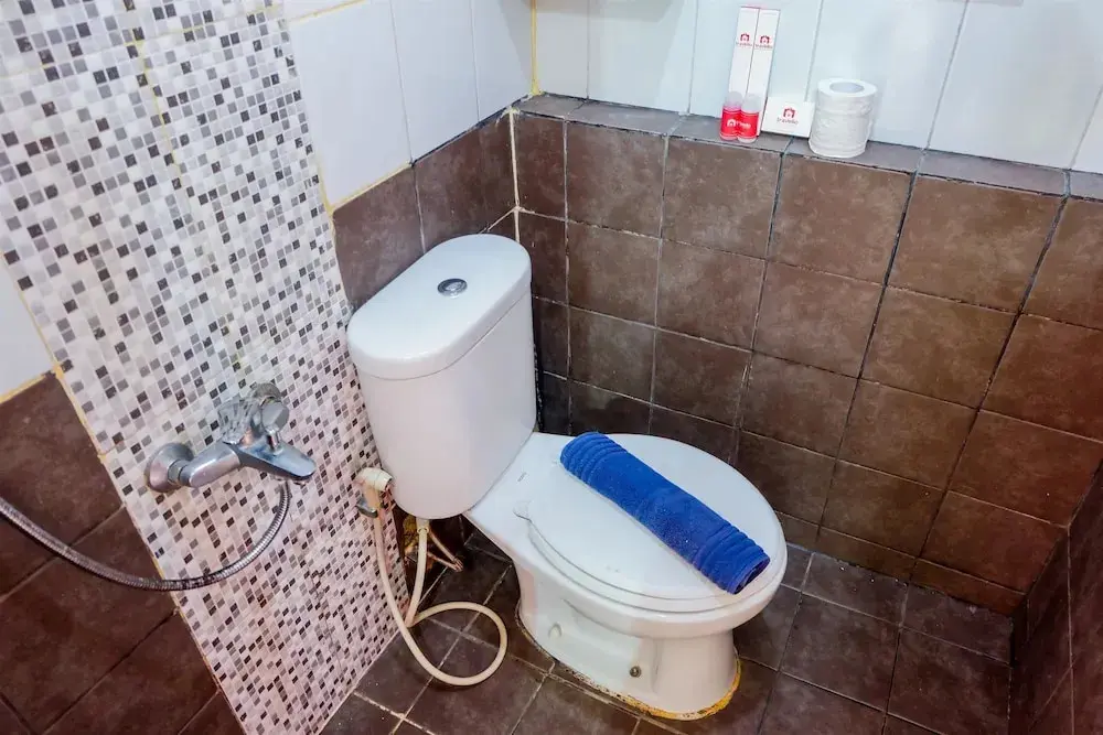 Джакарта: Affordable Price 2BR Green Pramuka City Apartment