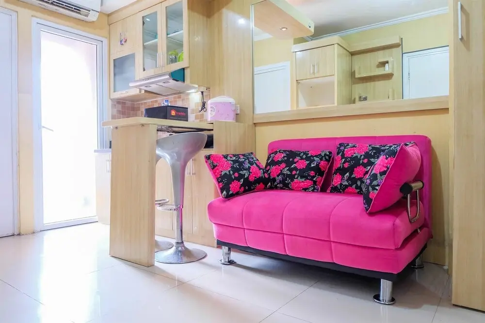 Джакарта: Affordable Price 2BR Green Pramuka City Apartment