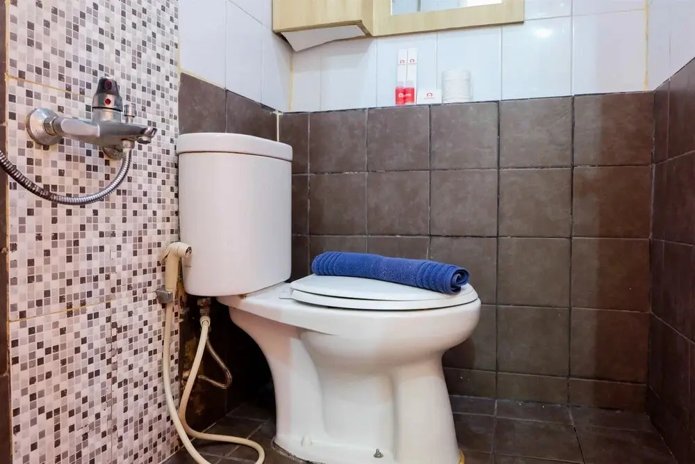 Джакарта: Affordable Price 2BR Green Pramuka City Apartment