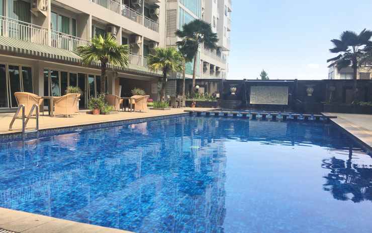 Бандунг: 2BR Apartment with Private Bathtub at Galeri Ciumbuleuit 1