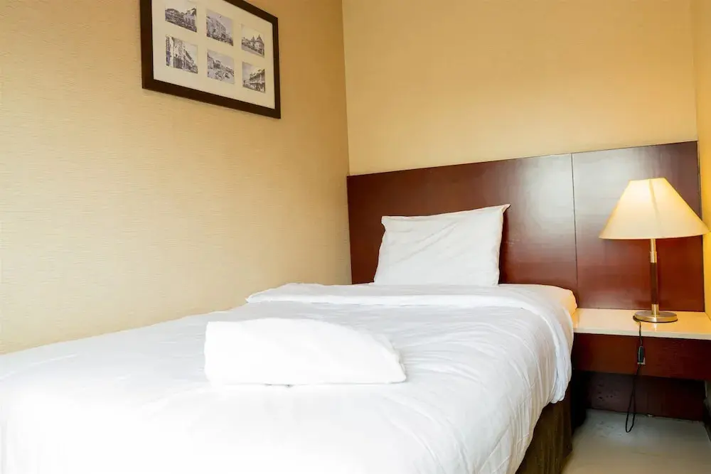 Бандунг: 2BR Apartment with Private Bathtub at Galeri Ciumbuleuit 1